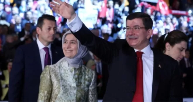 AK Parti'nin Seçim Beyannamesinde Başkanlık Sistemi Farkı