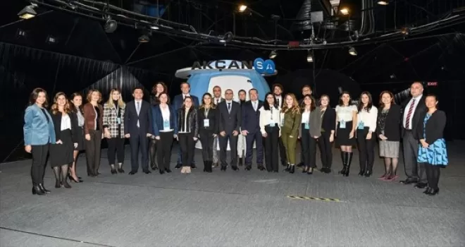 Akçansa'dan gençlere iş fırsatı