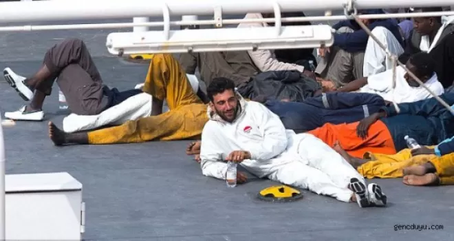 Akdeniz'de Batan Teknenin Kaptanı Cesetlerin Taşınmasını Gülerek İzledi