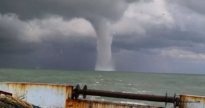 Akdeniz'de Hortum Dehşeti