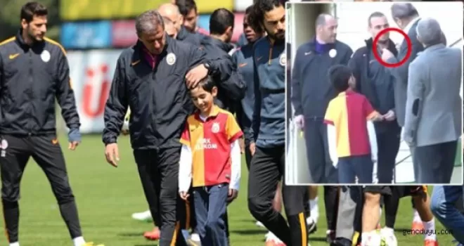 Albayrak, Şehit Savcının Oğlunu Anlatırken Tetiği Çekme İşareti Yaptı