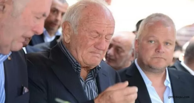 Ali Şen’in torunun mezar taşındaki yazı