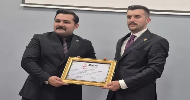 Alperen Ocakları Darıca’da yeni dönem... Adem Akkaş mazbatasını aldı