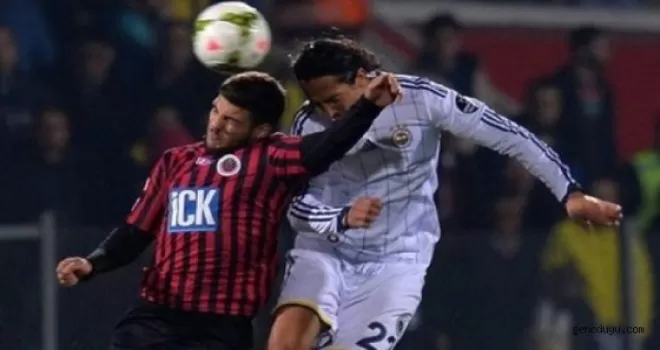 Alves: 'Beşiktaş derbisinde...'
