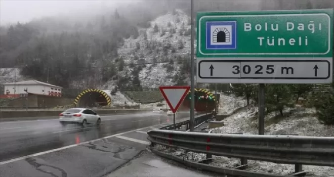 Anadolu Otoyolu ve Bolu Dağı'nda kar yağışı başladı