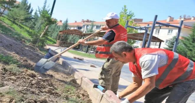 Ankara Keçiören’deki parklarda kapsamlı çalışma devam ediyor