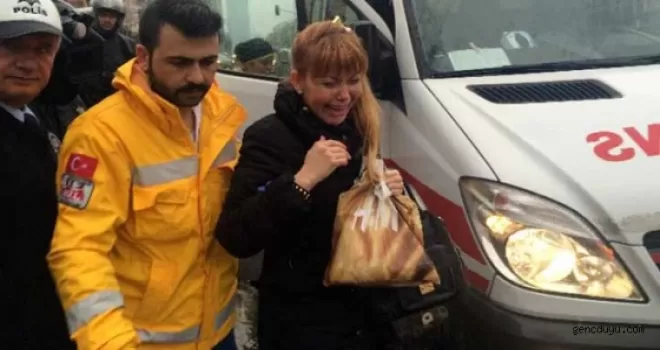 Annesinin cansız bedenini görünce…