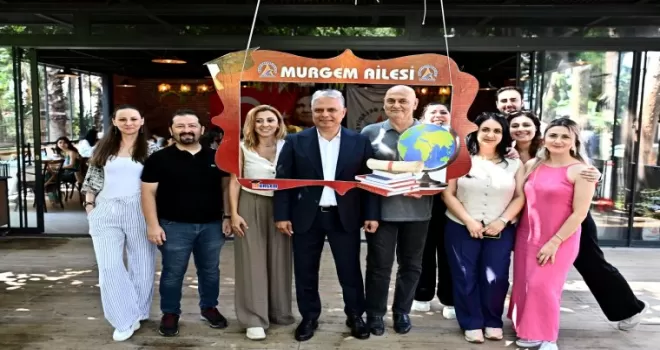 Antalya’da Başkan Uysal MURGEM mezunlarıyla buluştu