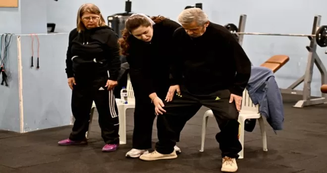 Antalya Muratpaşa’dan Parkinson hastalarına destek