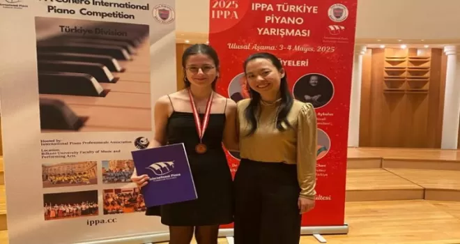 Antalya’nın piyanistleri Ankara’dan ödülle döndü