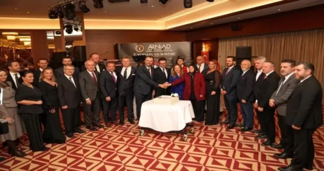 ARNİAD 3 yaşında