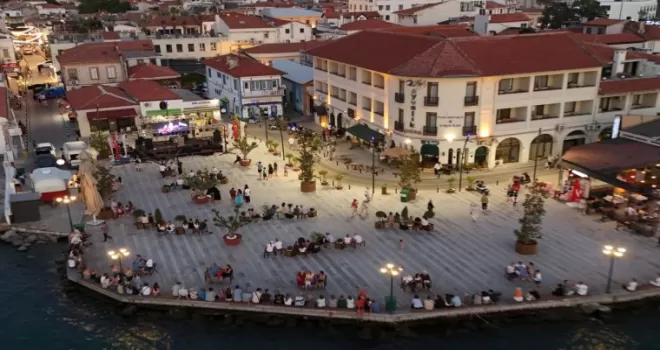 Ayvalık, Tarihi Gümrük Meydanı’na kavuştu