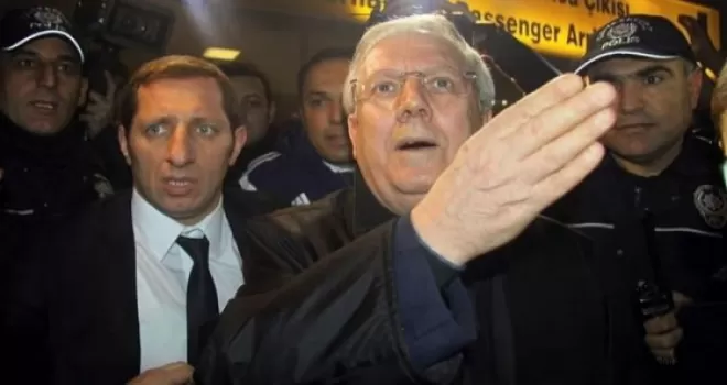 Aziz Yıldırım Geri adım yok