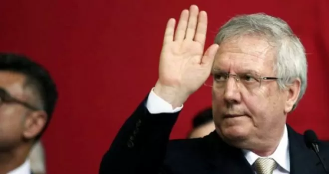 Aziz Yıldırım, Nani Transferini Bitirmek İçin Londra'ya Uçtu