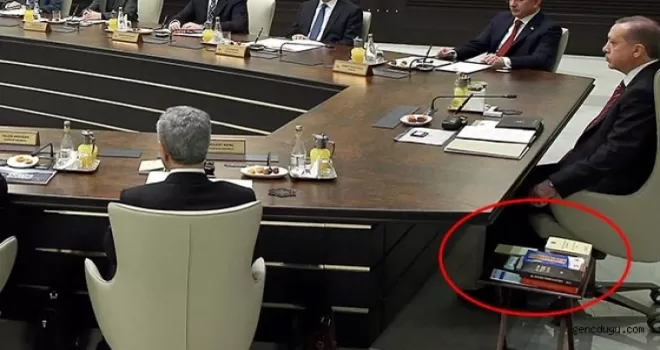 Bakanlar Kurulu‘ndaki fotoğrafta dikkat çeken ayrıntı