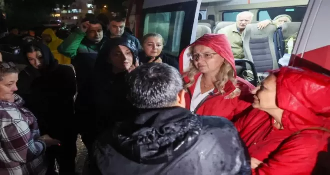 Bakırköy’den yağışa 24 saat kesintisiz müdahale