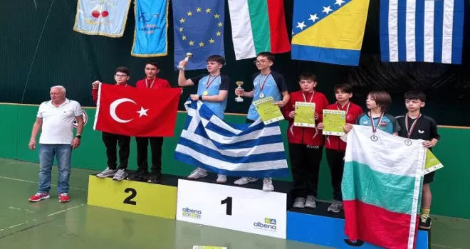 Balkanlar’dan milli formayla madalyalarla döndü