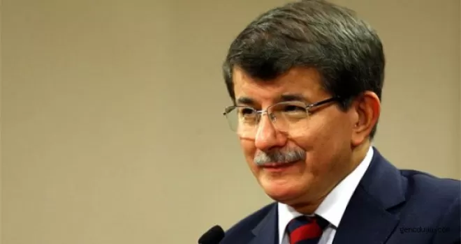 Başbakan Davutoğlu'ndan Romanlara Müjde
