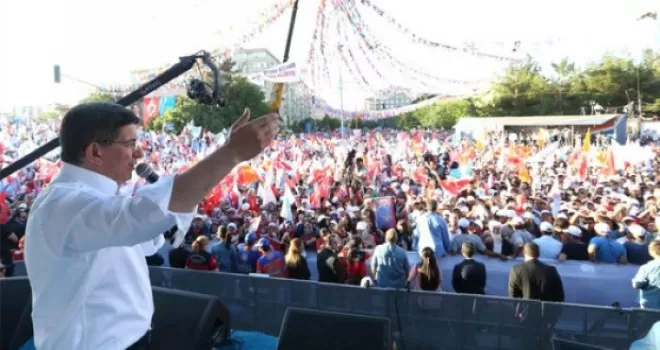 Başbakan Davutoğlu: Öksüz ve Yetim Her Çocuğa 100 TL