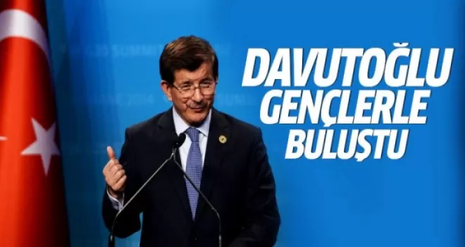 Başbakan Davutoğlu Şanlıurfa'da gençlerle buluştu