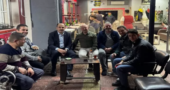 Başkan Altay esnafların çay davetine katıldı