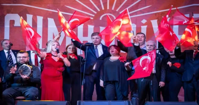 Başkan Tugay: İzmir Cumhuriyetin kuruluşunun kentidir