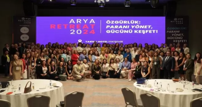 Başkan Ünlüce; “Kadınlarımız korkmadan iş hayatına girmeli“