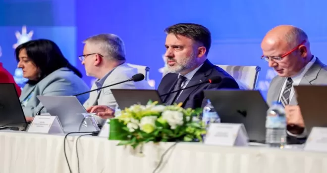Başkan Vekili Biba: “Asfalt çalışmalarını 12 kat artırdık“