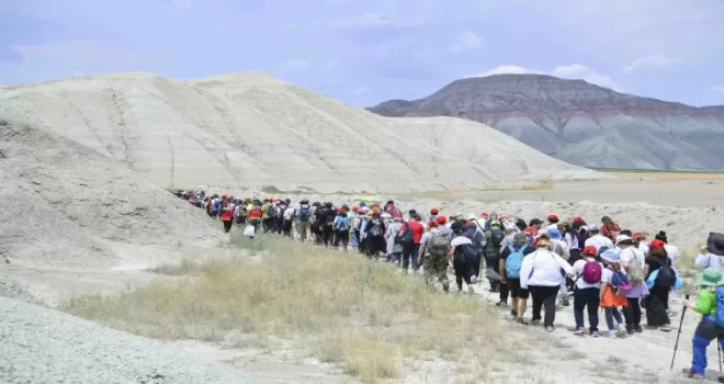 Başkentliler Nallıhan Kız Tepesi’nde doğayla buluştu