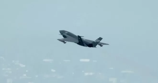 Bayraktar KIZILELMA’dan tarihi başarı... F-16’ya karşı simüle atışta tam isabet!