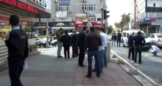 Bayrampaşa'da kuyumcu soygunu dehşeti!