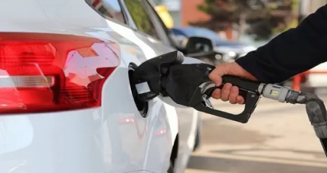 Benzine 10 kuruş indirim geldi