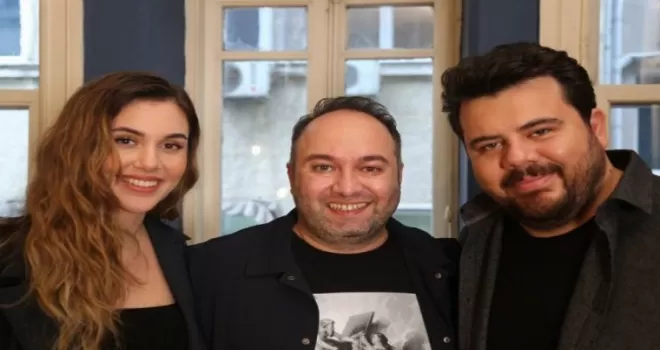 Berfu Yenenler: "İlk mesajı ben attım" 