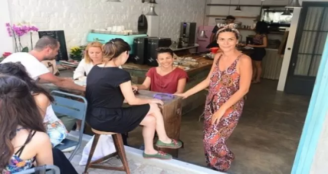 Bergüzar Korel Cihangir'de bina alacak