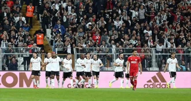 Beşiktaş ilk yarıda beklentileri karşılayamadı