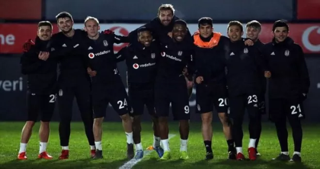 Beşiktaş'ta Fenerbahçe mesaisi başladı
