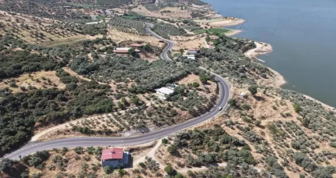 Beydağ’ın yıllardır beklediği yol hizmete açıldı