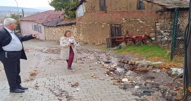 Bilecik Pazaryeri’nde Başkan Tekin’den yağmur sonrası acil talimat