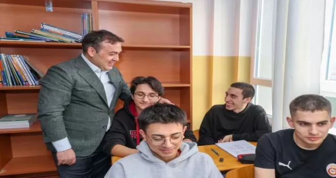 Bilecik’te Vali Sözer’den öğrencilere ziyaret