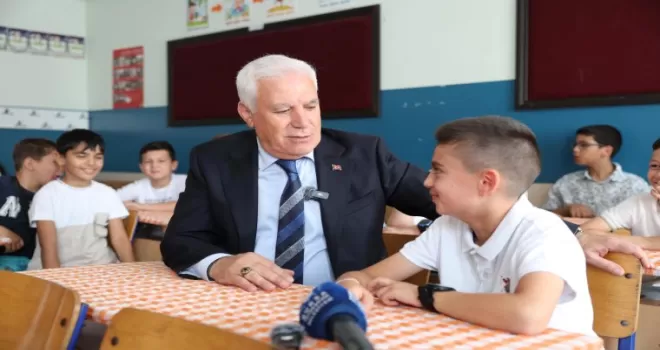 Bursa Büyükşehir’den öğrencilere ’okula başlama’ desteği
