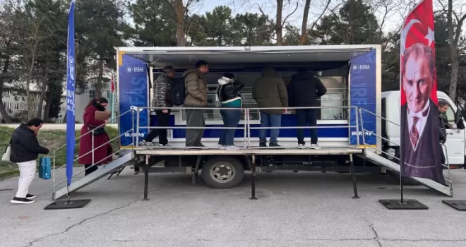 Bursa Büyükşehir öğrencilerin içlerini ısıtıyor