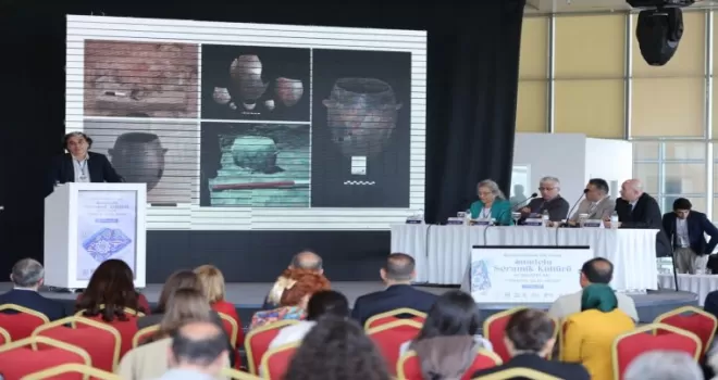 Bursa’da Anadolu’nun seramik kültürü konuşuldu