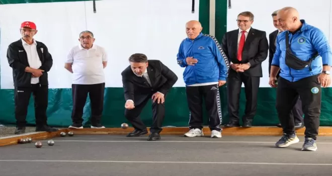 Bursa’da Başkan Vekili Biba huzurevi sakinleriyle buluştu