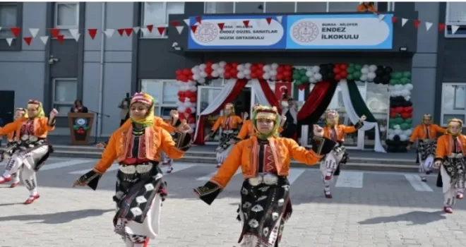 Bursa’da ilk ders zili Endez İlkokulu’nda çaldı