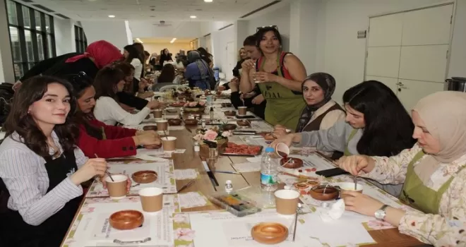 Bursa’da kadın mühendisler hayallerini muma yansıttı