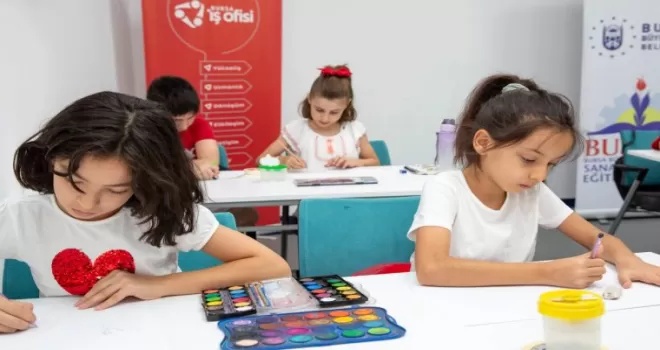 Bursa’da sanat atölyeleri çocuklara renk kattı