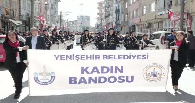 Bursa’da Yenişehir Belediyesi Kadın Bando Takımı kuruldu