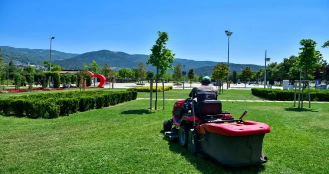Bursa her yeri ile yeniden nefes alıyor