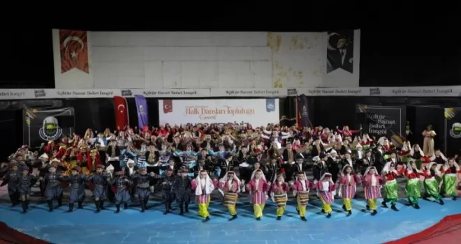 Bursa İnegöl’de ’Halk Dansları’ coşkusu