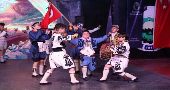 Bursa İnegöl’de Halk Dansları Topluluğu’ndan yaza merhaba